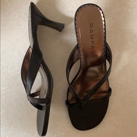 Heels - Picture 2 of 5